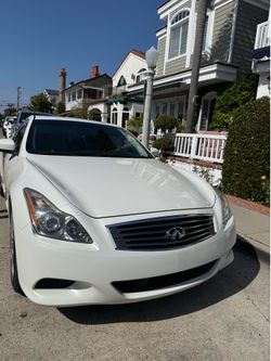 2011 Infiniti G37