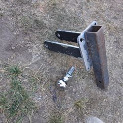 Towing Reciever Drops Down 