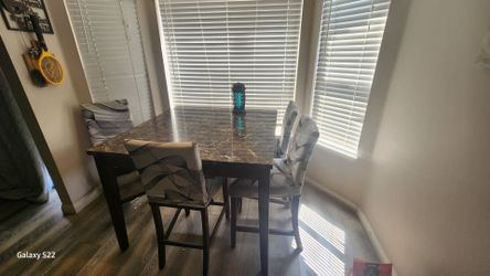 4 chair dining set