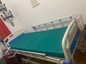 Electric Adjustable Bed – Like New (Or Best Offer)