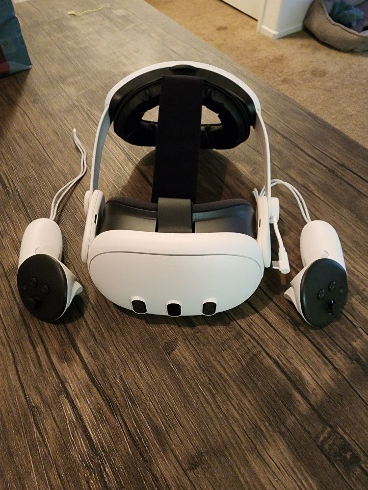 Meta Quest 3 512GB w/ Battery Extender