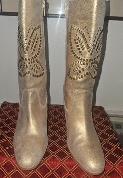 YELLOW BOX  womens metallic gold leather boots size 6