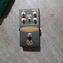 Memphis Sun  Lo-fi Echo,Reverb,Double Tracker Guitar Pedal