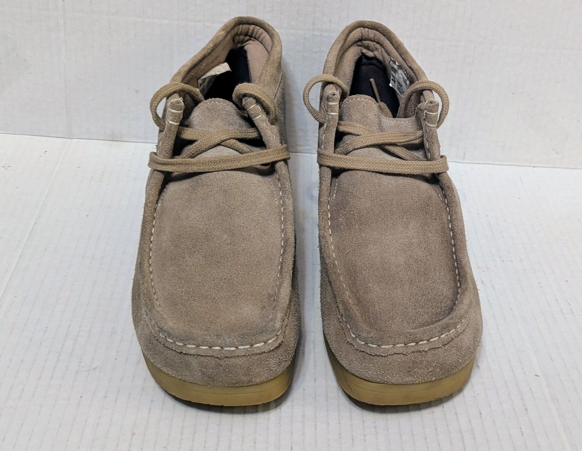 Clarks Men's Stinson Hi Chukka Suede Boots Sand Beige Size 11 (Pre-owned)