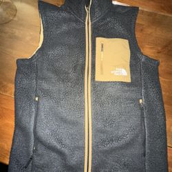 New Without Tags North Face Men’s Vest M 