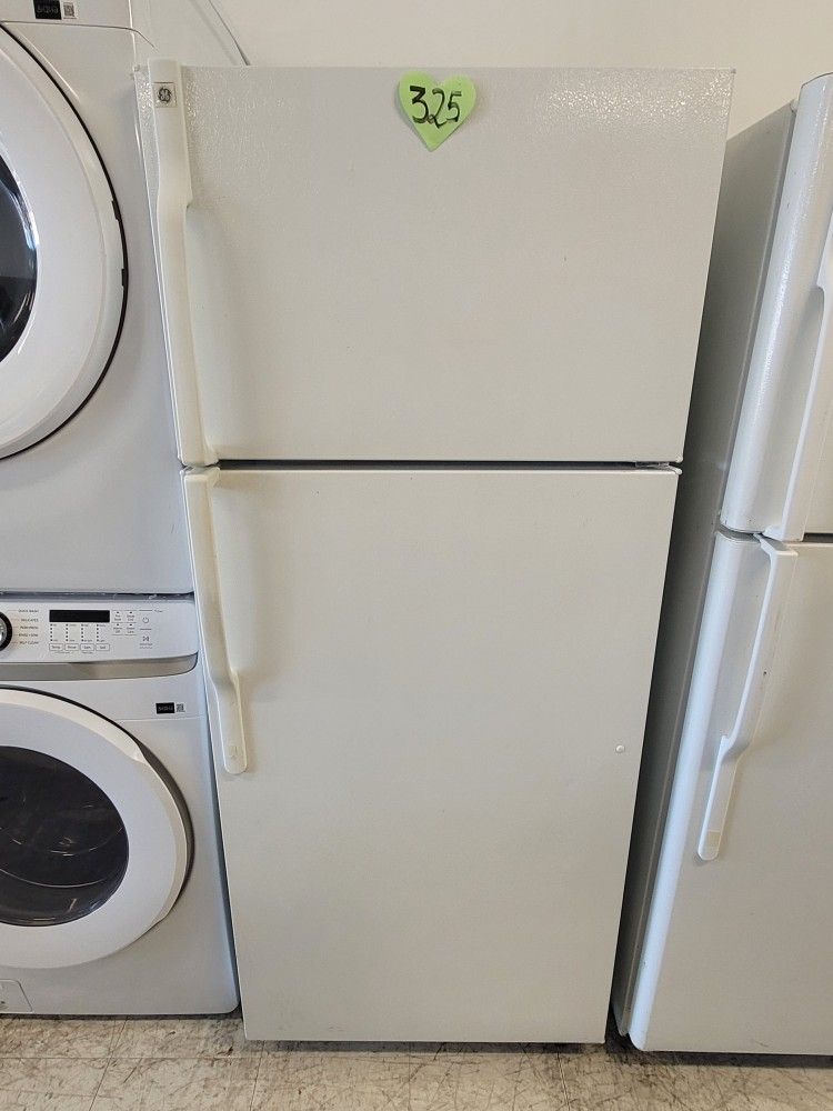 Top Freezer Refrigerator Used In Good Condition With 90days Warranty From $325 Up To $499