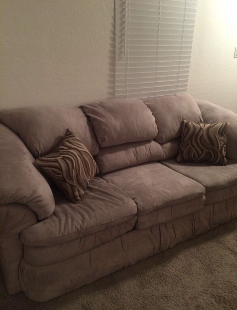 Tan Couch With Pillows