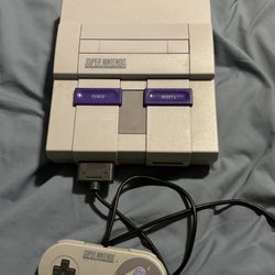 Super Nintendo With 1 Controller + 6 Games But Not Cables 
