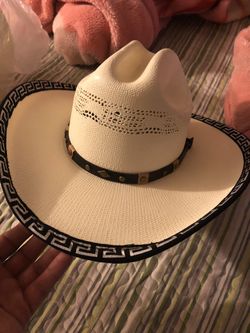 Sombreros vaqueros $50 cada uno