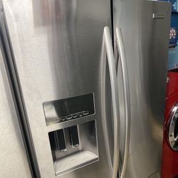 Refrigerator Kitchen Aid