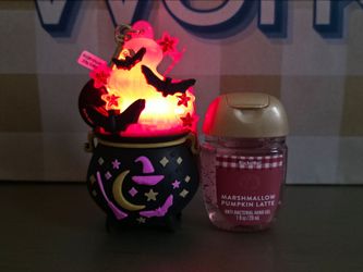 Bath & Body Works light up couldron pocketbac holder