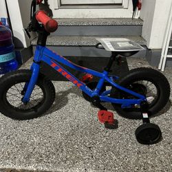 Boys Trek Bike