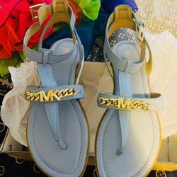 Great Xmas🎁Brand New Michael Kors Sandals Size 7.5