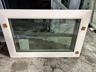 Small picture window