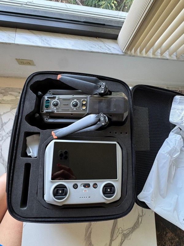 DJI Mavic 3