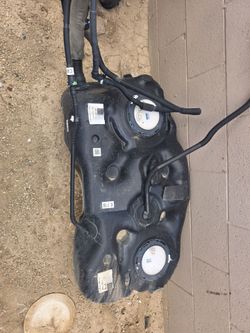 2020 toyota rav4 fuel tank  with fuel pump and canister system