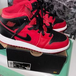 Air Jordan Mid 6Y