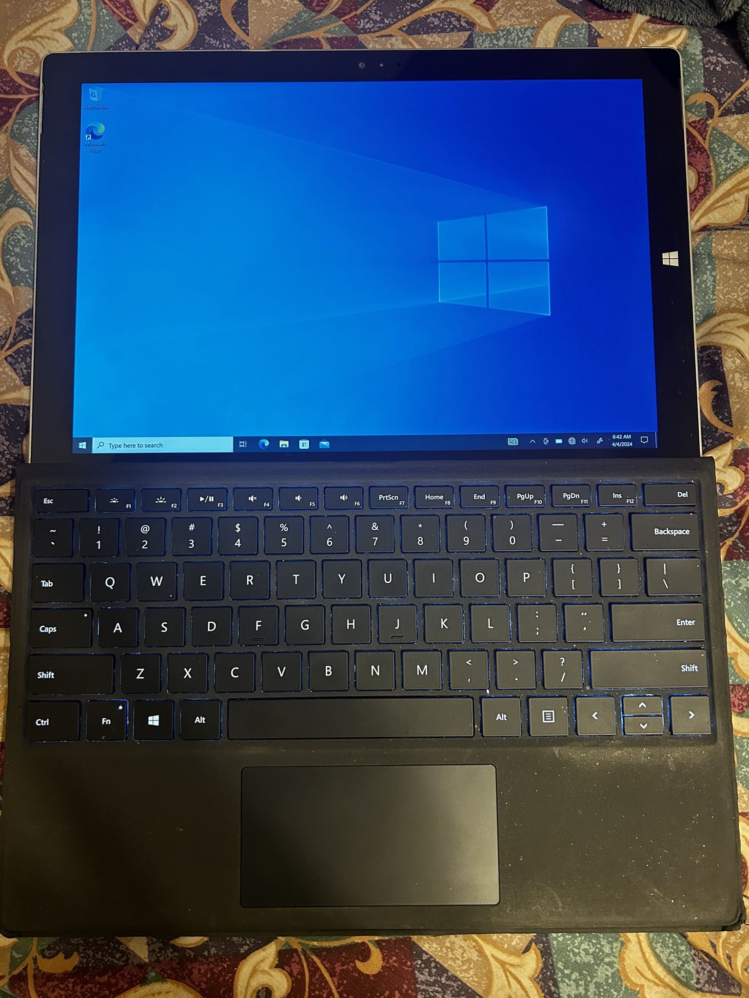 Microsoft Surface Pro 4 8GB RAM 256GB Memory Windows 10