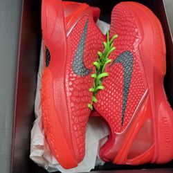 Kobe Grinch Size 11 DS