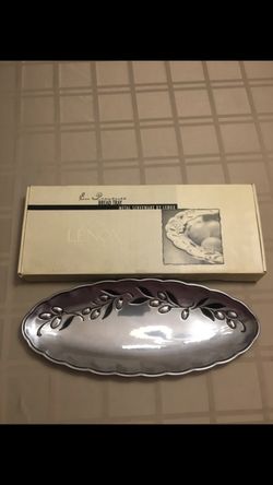 Brand new metal serve ware bread tray by Lenox
