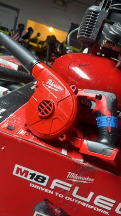 MIKWUAKEE M18 CORDLESS VARIABLE SPEED BLOWER TOOL ONLY