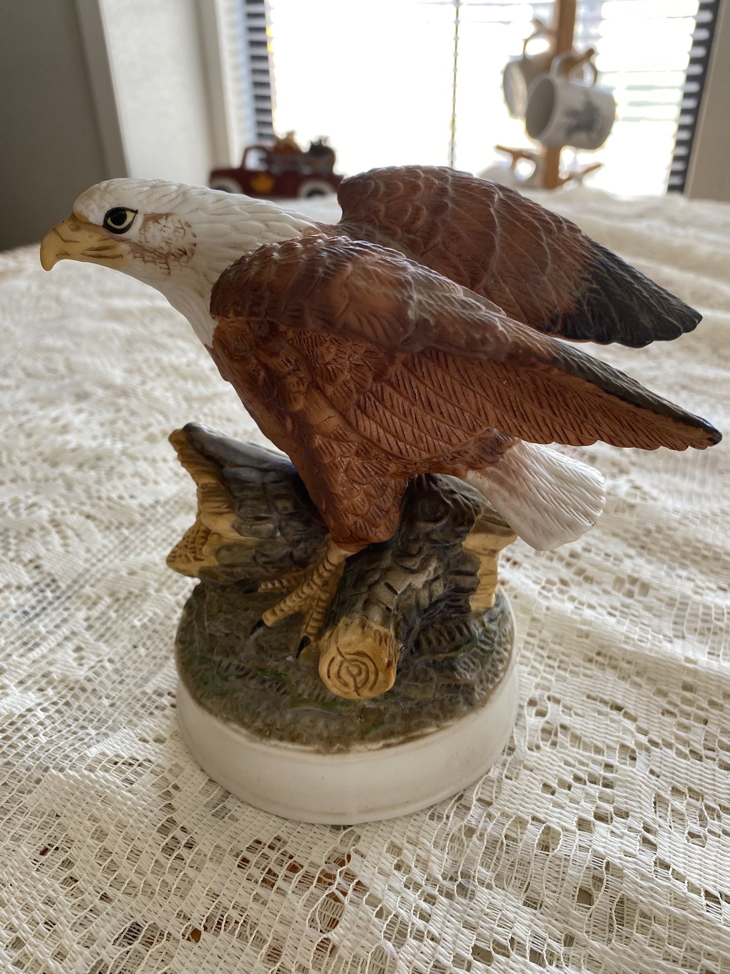 Americana ceramic bald eagle
