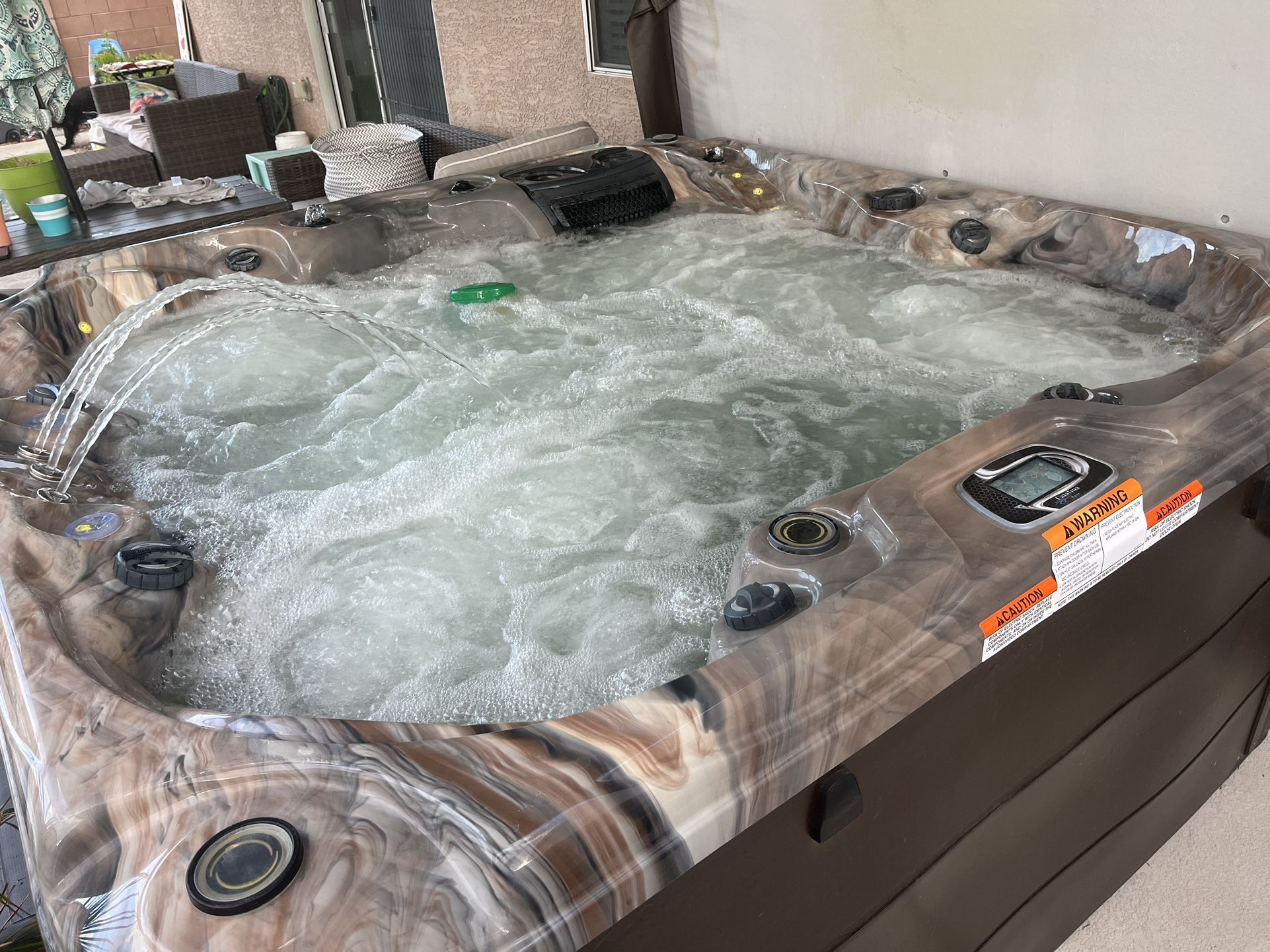 Catalina Carlton Luxury Spa/ Hot Tub for Sale in Las Vegas, NV OfferUp