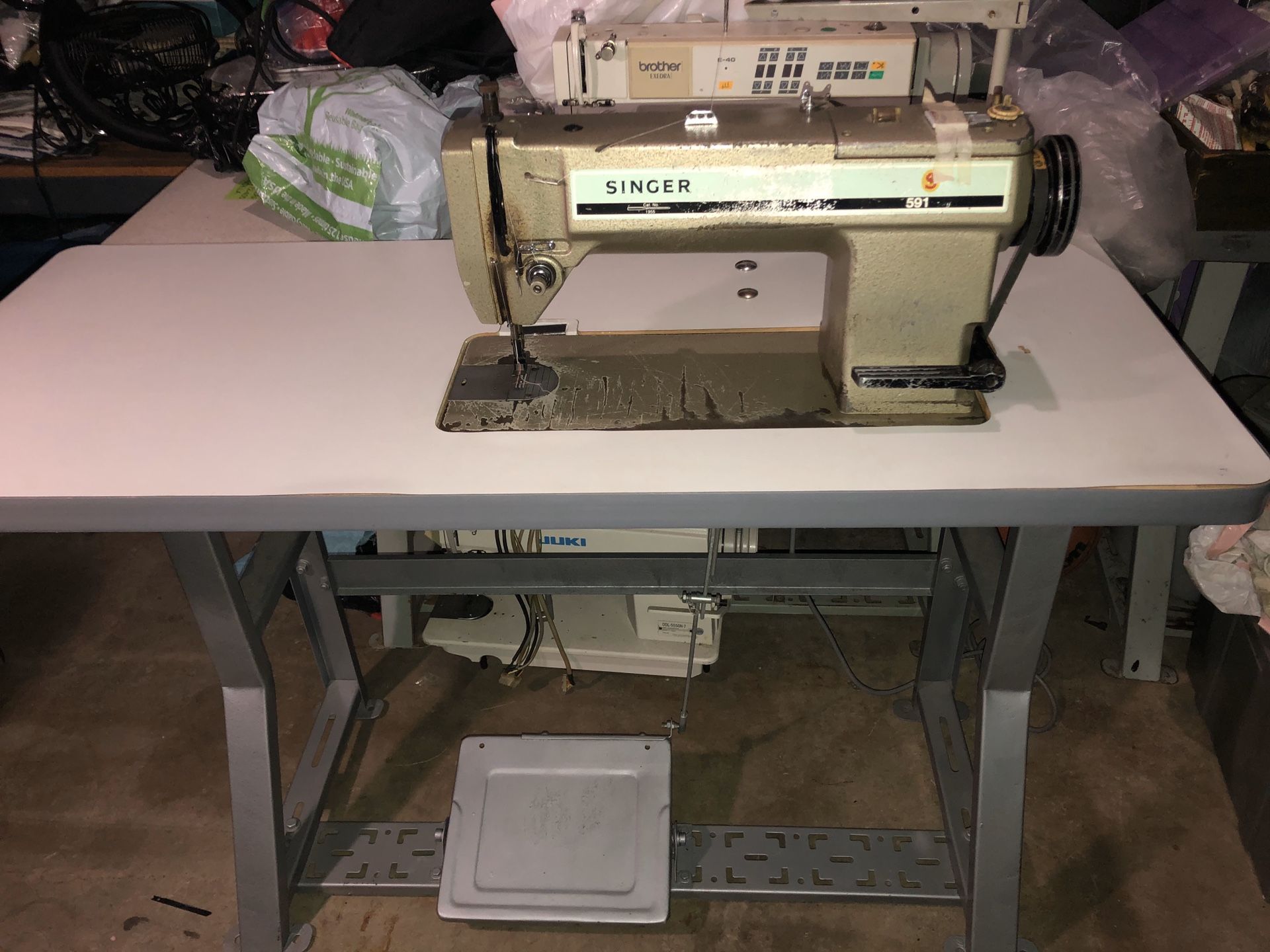 Singer sewing machine for Sale in El Cajon, CA OfferUp