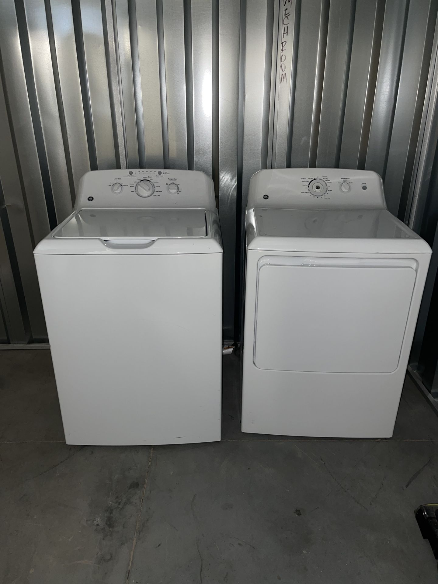 Wash and Dryer $75 For Both (Cyber Monday Sale) In Chamblee