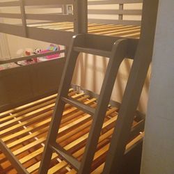 Bunk Bed 