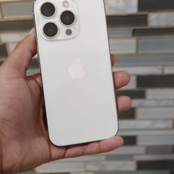 iPhone 14 Pro Unlocked 
