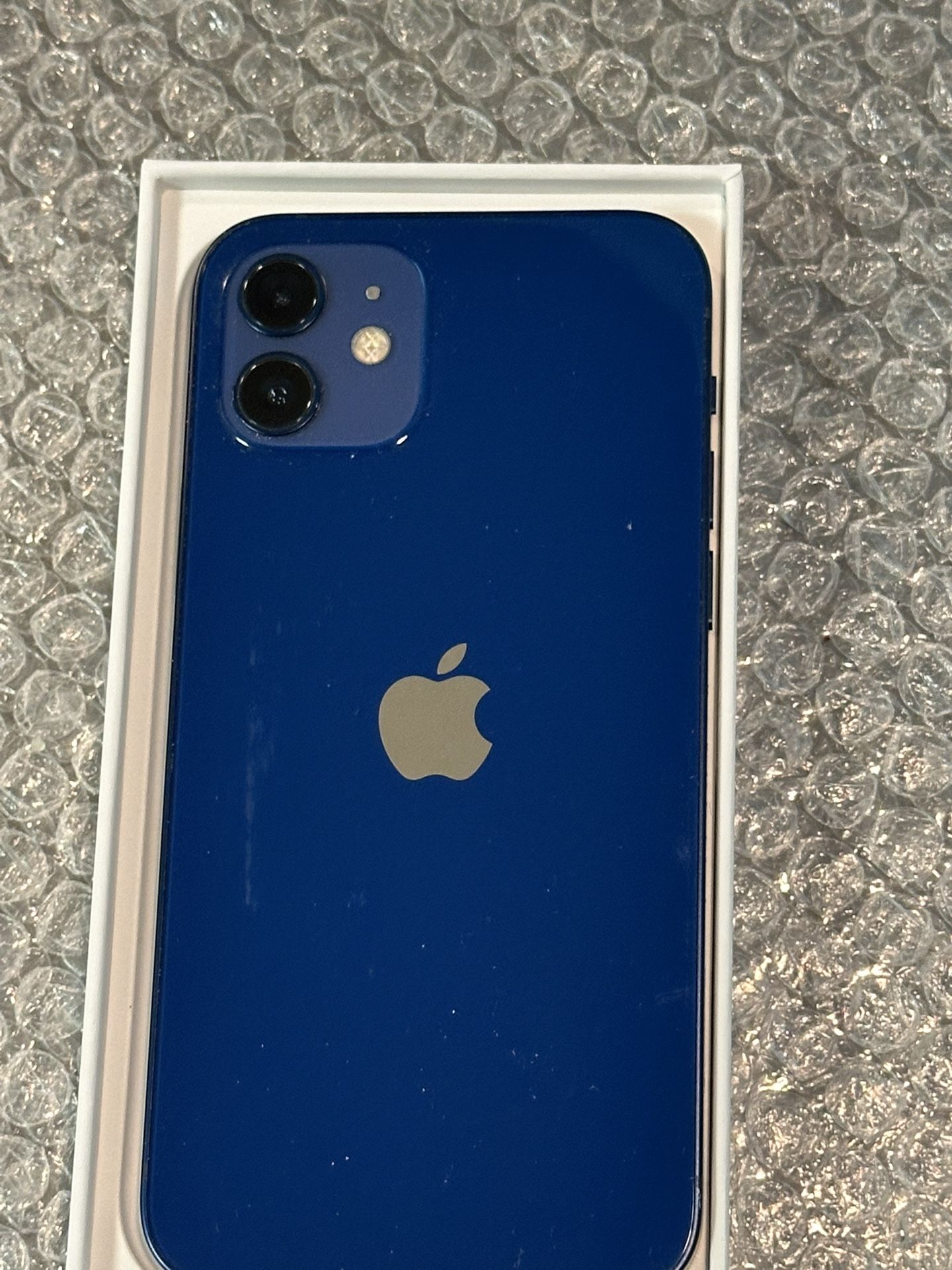 iPhone 12 UNLOCKED Blue Like New