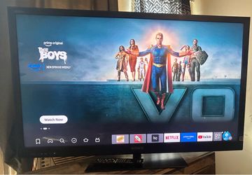 Sony 46 inch LCD TV with remote. Pick up only
