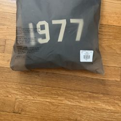 1977 Essentials hoodie