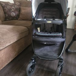 stroller 