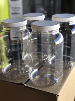 plastic 1gallon Jar & lid
