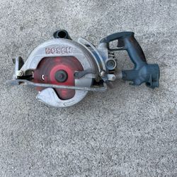 Serrucho Bosch En Buenas Condionces En $80