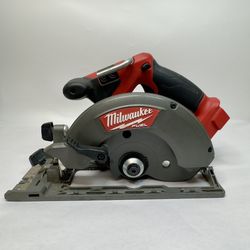 Milwaukee 2730-20 M18 FUEL Brushless Cordless 6-1/2" Circular Saw