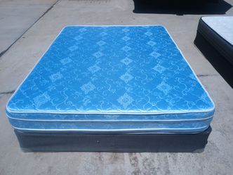 Queen pillowtop mattress and box spring