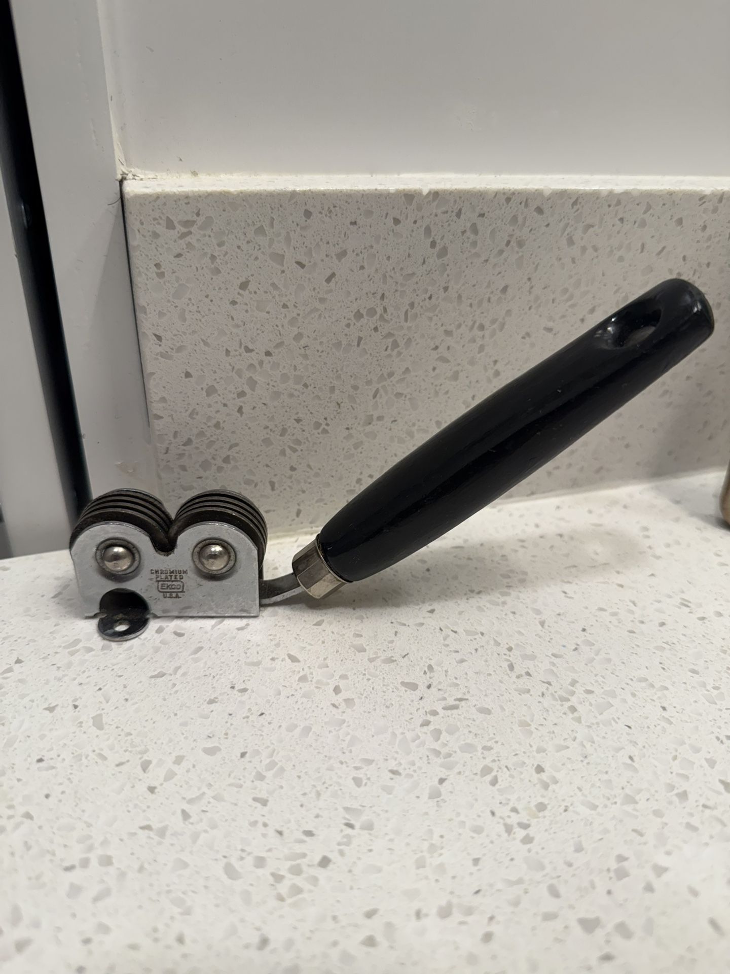 Ekco vintage knife sharpener
