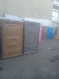 Portable restroom