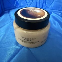 The Body Shop Shea Exfoliating Sugar Body Scrub 