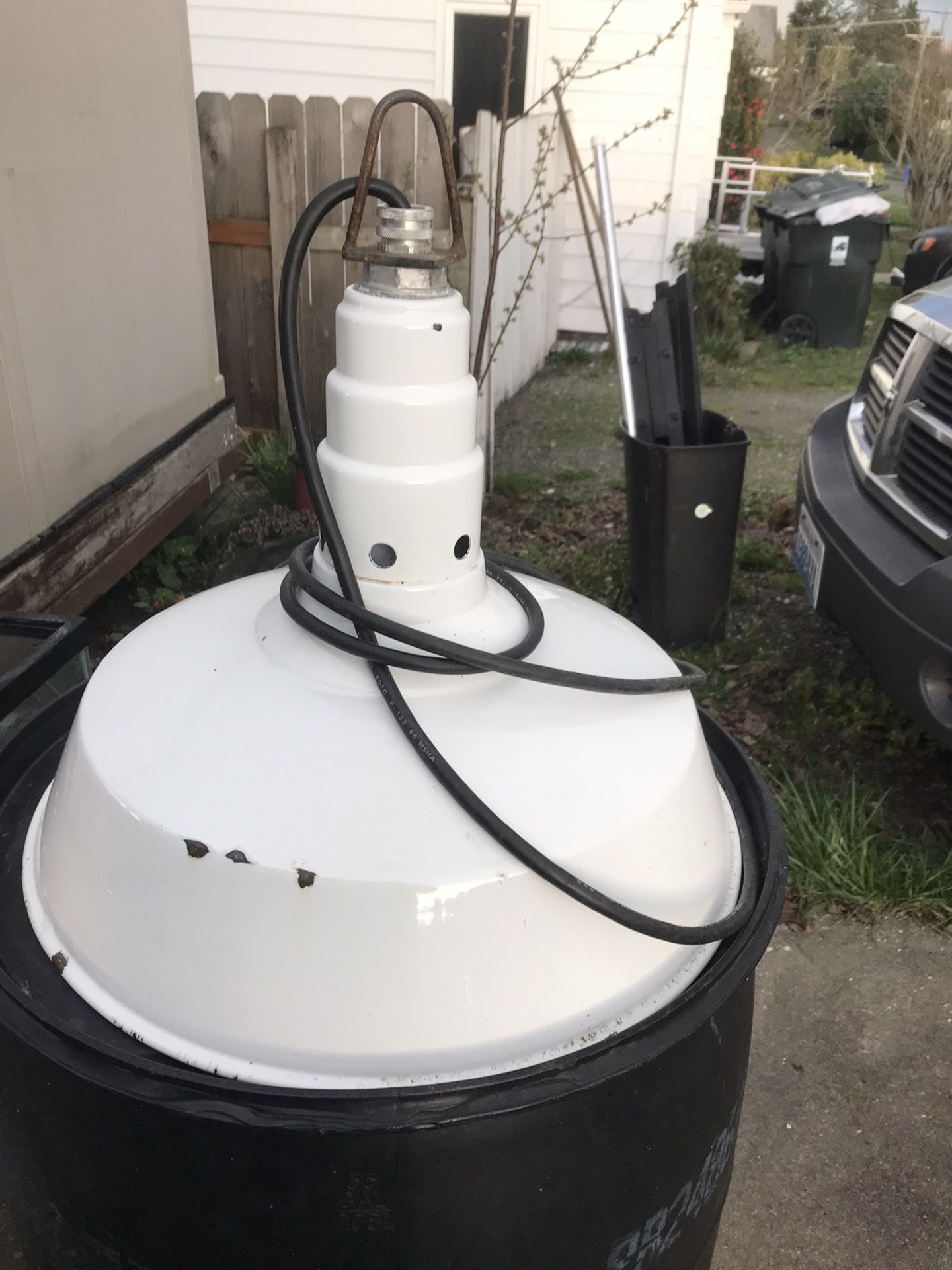 Service Station Light