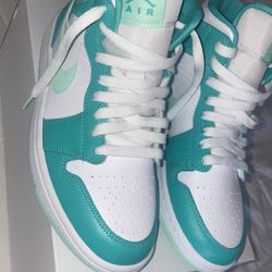 Jordan 1 