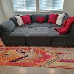 ***INCREDIBLE DEAL *** 6 Piece MODULAR SECTIONAL with STORAGE OTTOMAN 