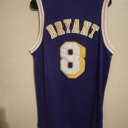 Kobe Bryant 96-97 Mitchell & Ness Replica Size S