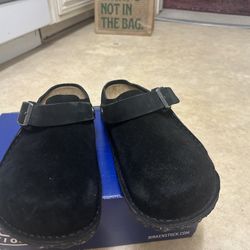 Black Birkenstocks