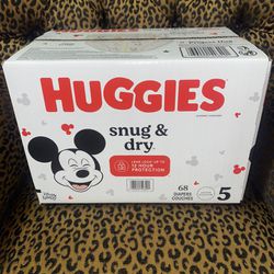 New  Unopened Box Of 68 Huggies Snug & Dry Size 5  $22 Firm On Price