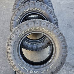 Complete Set Of Tires GOOD & YEAR WRANGLER DURATRAC 275/70/18" 80%