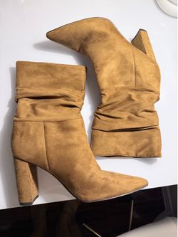 Nine West suede boots size 10
